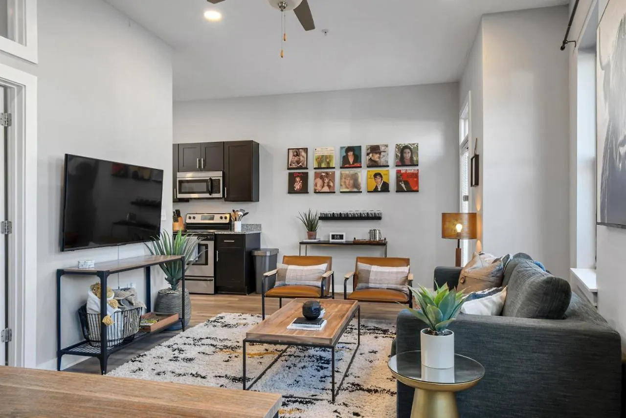 Stylish 2 Bedroom 3 Bed Near Restaurants And Vandy Nashville Stati Uniti