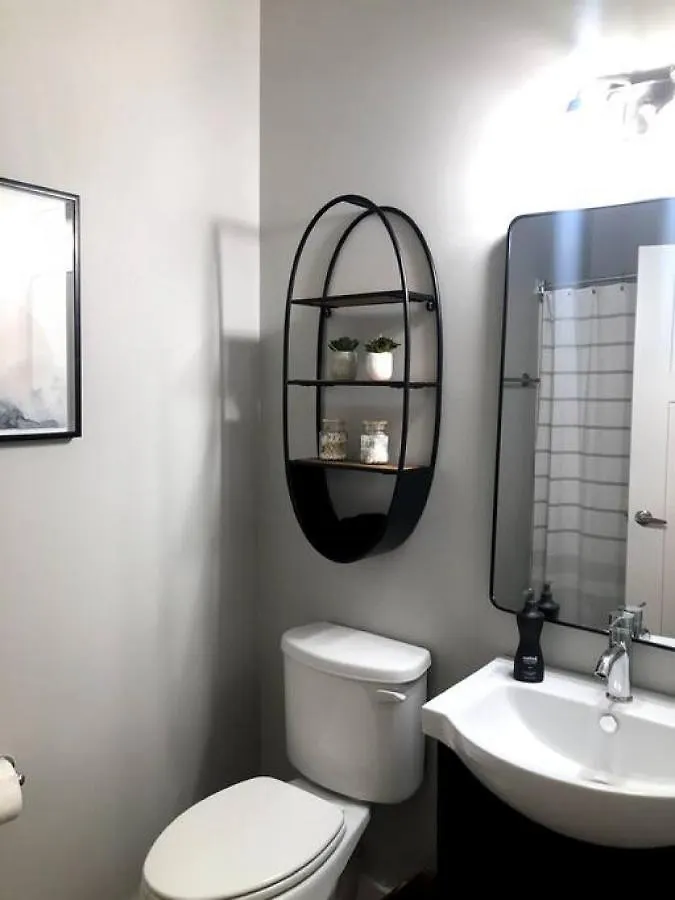 Stylish 2 Bedroom 3 Bed Near Restaurants And Vandy 纳什维尔 0*,